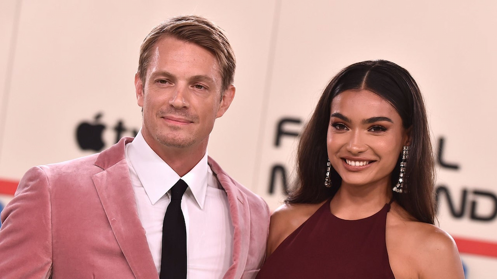 US-Swedish actor Joel Kinnaman and Swedish model Kelly Gale attend the premiere of AppleTV+'s "For All Mankind" in Los Angeles on October 15, 2019.