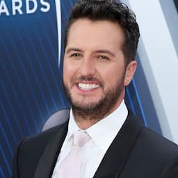 Luke Bryan Kicks Off CMA Awards With 'American Idol' Reunion