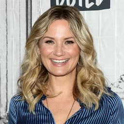 Jennifer Nettles Honored With the First-Ever CMT Equal Play Award