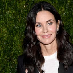 Watch Courteney Cox Do a Piano Cover of 'Friends' Theme Song