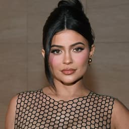 Kylie Jenner Goes Makeup Free While Lounging With Kim Kardashian