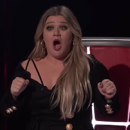 'The Voice' Coaches Are Stunned By Deaf Singer's Blind Audition