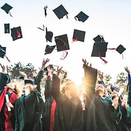 The Best College Graduation Gift Ideas for 2022 Graduates