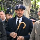 David Beckham Waits in Line With Mourners to View Queen Elizabeth's Coffin
