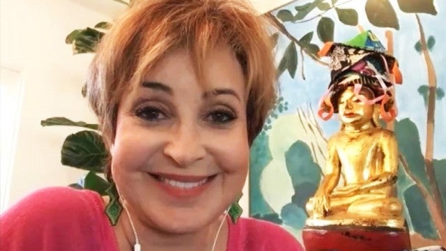 Annie Potts Talks ‘Young Sheldon’ Finale and Sewing Masks From Home
