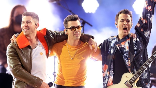 Jonas Brothers Close Out the 2021 BBMAs With a Medley of Their Hits