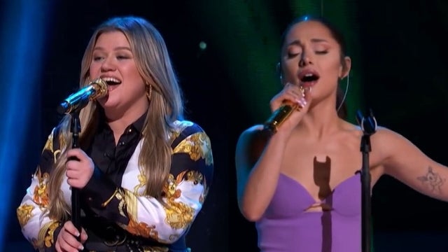 Ariana Grande and Kelly Clarkson SING Pop Classics!