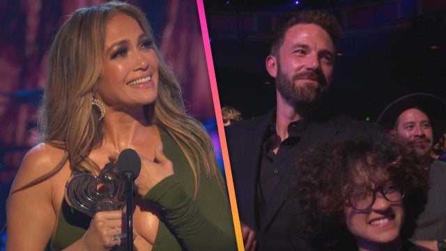 Ben Affleck Cheers On Jennifer Lopez at 2022 iHeartRadio Awards 