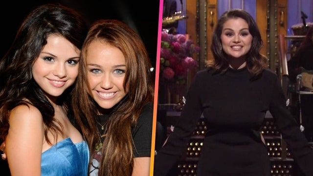 'SNL': Selena Gomez Impersonates Miley Cyrus