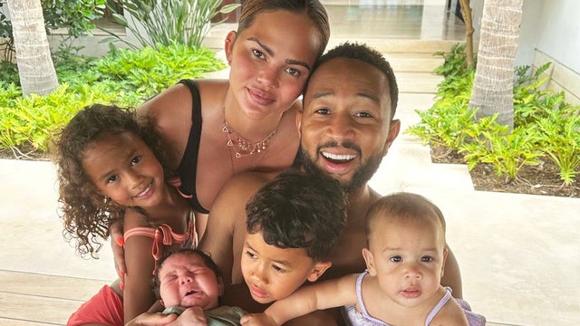 John Legend and Chrissy Teigen Take First Vacation as a Family of 6! 