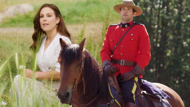 'When Calls the Heart': Elizabeth and Nathan Lock Eyes in First Season 11 Footage