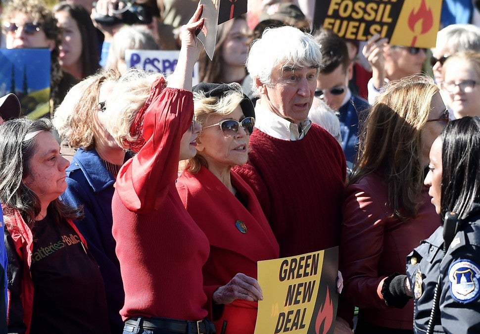 jane fonda sam waterston climate change protest