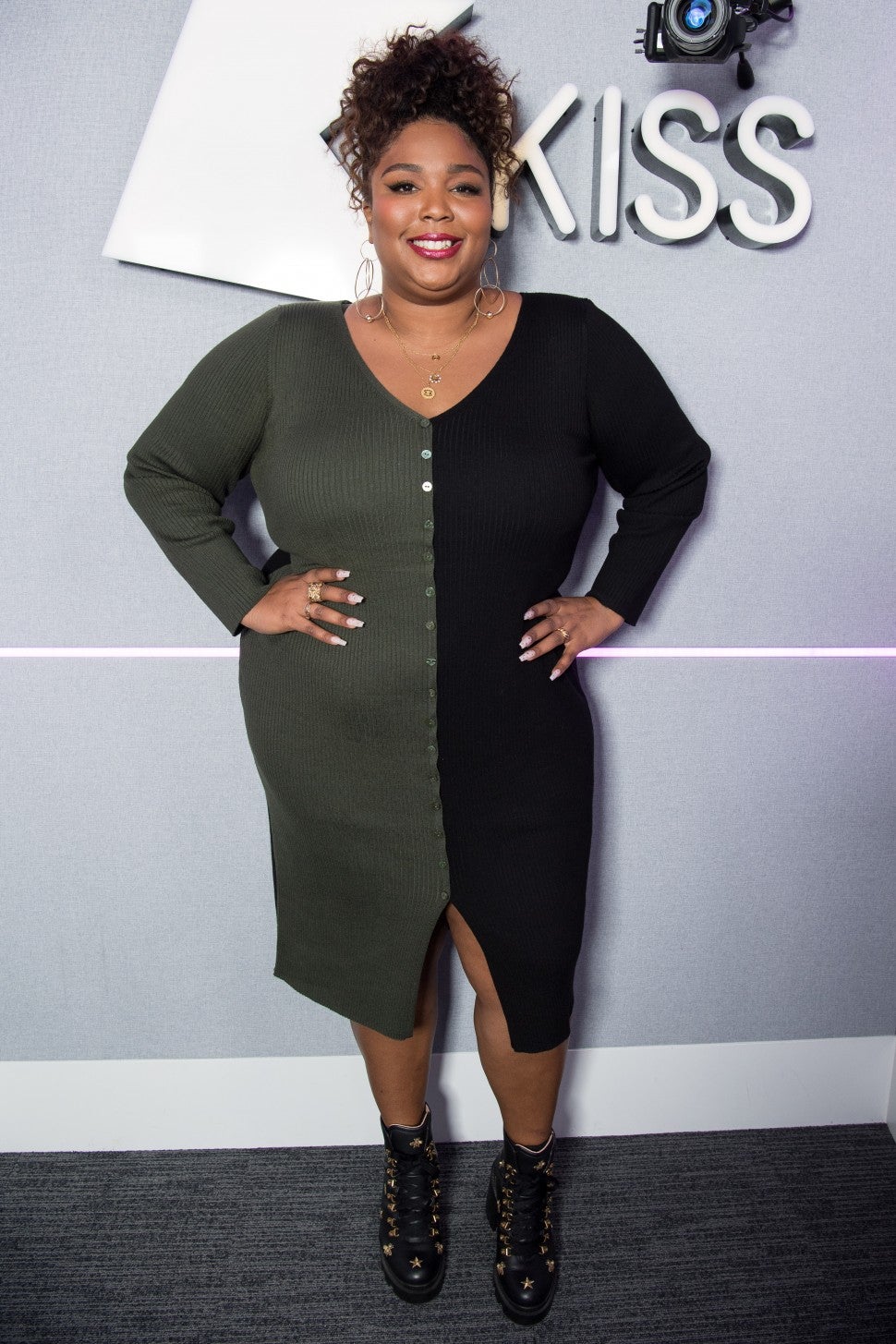 Lizzo in two-tone ribbed dress