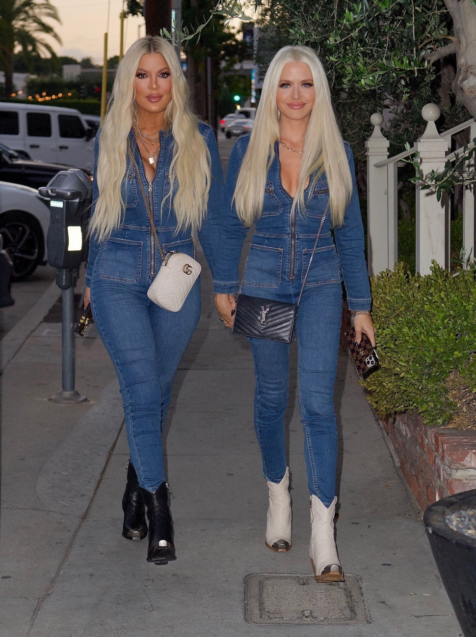 Tori Spelling Matches in Denim Jumpsuit with her Hairstylist Laura Rugetti at Catch LA, Los Angeles, California, USA - 02 Sep 2021