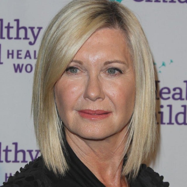 Olivia Newton-John Reveals She's Living With Stage 4 Cancer