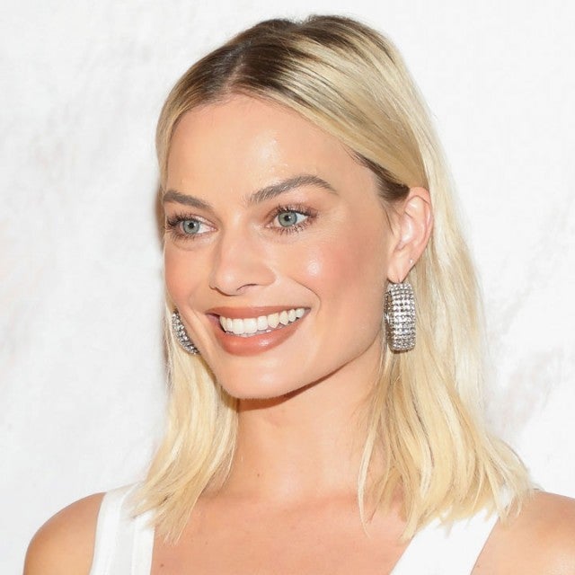 Margot Robbie at the "Birds of Prey (and the Fantabulous Emancipation Of One Harley Quinn)" Mexico City Pink Carpet