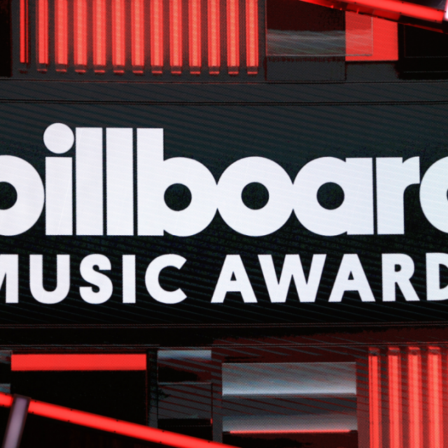 billboard music awards sign