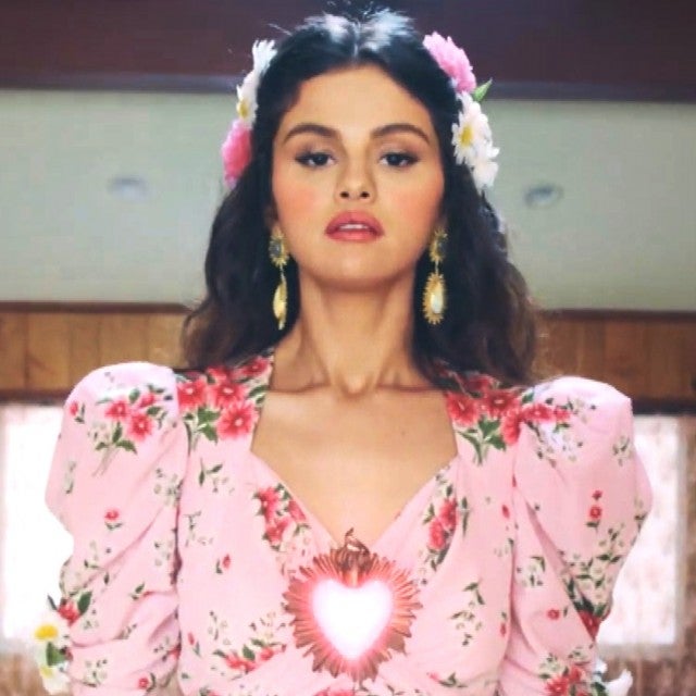 Watch Selena Gomez Sing in Spanish in ‘De Una Vez’ Music Video 