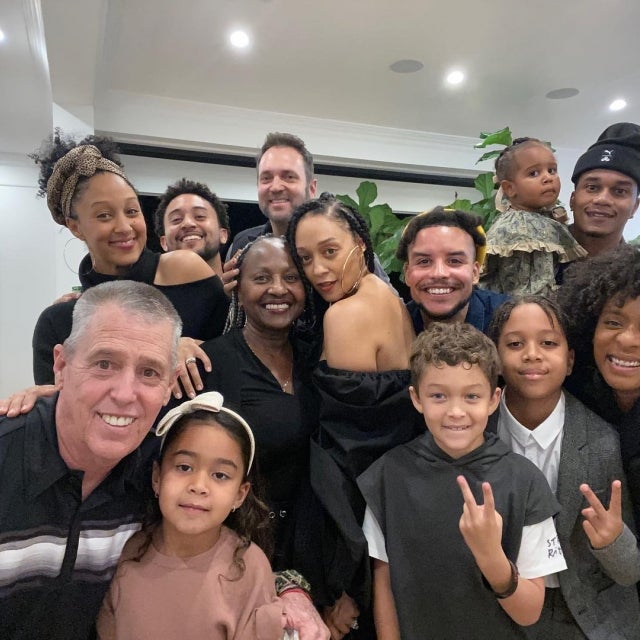 Tia and Tamera Mowry Throw Sweet Thanksgiving Feast With Entire Family