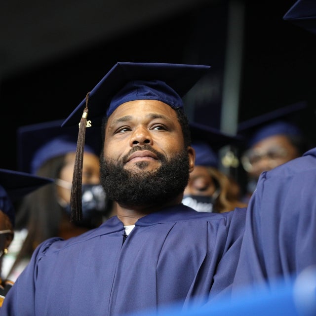 Anthony Anderson graduates with Howard University 2022 Commencement
