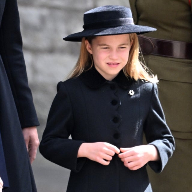Princess Charlotte pays tribute to the Queen