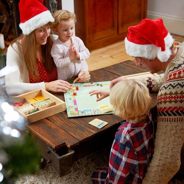 Holiday family game night