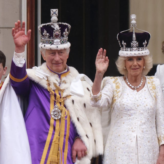 king charles queen camilla balcony coronation